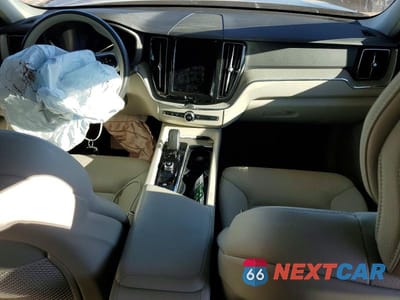 Zdjęcie 8 z 13 samochodu: 2023 VOLVO XC60 PLUS VIN:YV4L12RN9P1388948 - miniatura