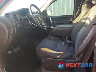 Zdjęcie 7 z 13 samochodu: 2011 CHEVROLET SILVERADO K1500 LT VIN:1GCRKSE37BZ142716 - miniatura