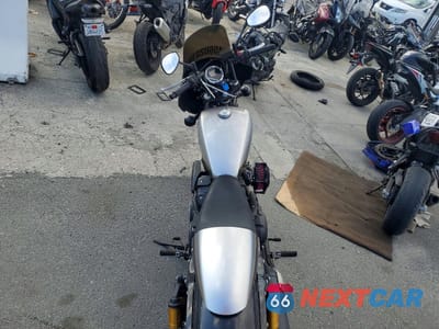 Zdjęcie 6 z 9 samochodu: 2015 YAMAHA XVS950 CR VIN:JYAVN06Y2FA000147 - miniatura
