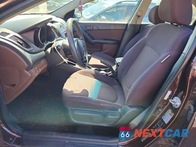 Zdjęcie 7 z 11 samochodu: 2010 KIA FORTE EX VIN:KNAFU4A27A5224034 - miniatura