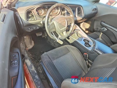 Zdjęcie 8 z 12 samochodu: 2021 DODGE CHALLENGER SXT VIN:2C3CDZGG7MH573976 - miniatura
