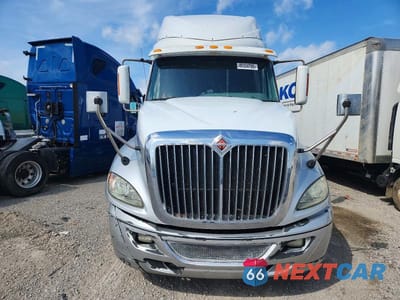 Zdjęcie 9 z 10 samochodu: 2016 INTERNATIONAL PROSTAR VIN:3HSDJAPR9GN153641 - miniatura