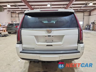 Zdjęcie 6 z 13 samochodu: 2020 CADILLAC ESCALADE PREMIUM LUXURY VIN:1GYS4CKJ1LR208760 - miniatura