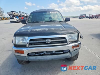 Piąte zdjęcie samochodu w środku: 1997 TOYOTA 4RUNNER LIMITED VIN:JT3GN87R1V0032289 - miniatura