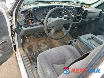 Zdjęcie 8 z 12 samochodu: 2005 CHEVROLET SILVERADO C1500 VIN:1GCEC19T35Z333165 - miniatura