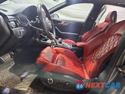Zdjęcie 7 z 12 samochodu: 2019 AUDI S4 VIN:WAUC4AF45KA009949 - miniatura