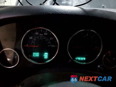 Zdjęcie 9 z 13 samochodu: 2012 JEEP WRANGLER UNLIMITED SAHARA VIN:1C4BJWEG6CL191585 - miniatura