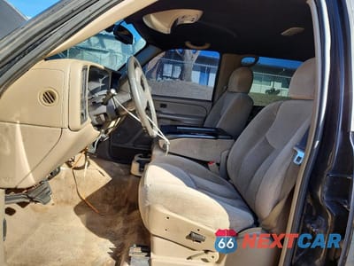 Zdjęcie 7 z 12 samochodu: 2004 CHEVROLET SILVERADO C2500 VIN:1GCGC23U24F105514 - miniatura