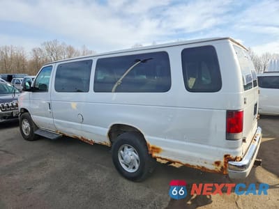 Drugie zdjęcie samochodu z przodu: 2004 FORD ECONOLINE E350 SUPER DUTY WAGON VIN:1FBSS31L34HB02174 - miniatura