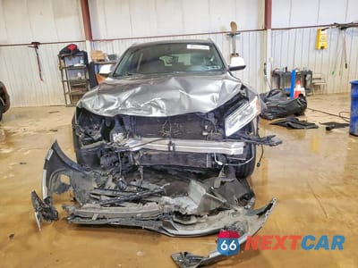 Piąte zdjęcie samochodu w środku: 2016 AUDI SQ5 PREMIUM PLUS VIN:WA1CCAFP1GA006600 - miniatura