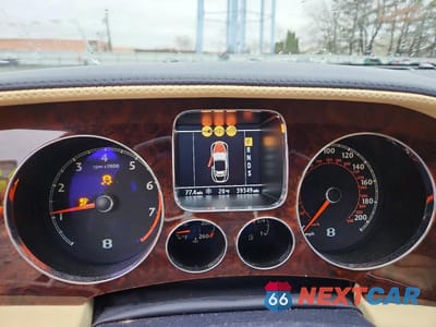 Zdjęcie 9 z 11 samochodu: 2007 BENTLEY CONTINENTAL GTC VIN:SCBDR33W67C044220 - miniatura