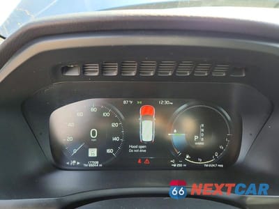 Zdjęcie 9 z 12 samochodu: 2016 VOLVO XC90 T8 VIN:YV4BC0PM3G1086723 - miniatura