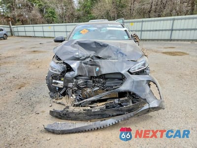 Piąte zdjęcie samochodu w środku: 2025 BMW 228XI VIN:WBA23GG06S7S76219 - miniatura
