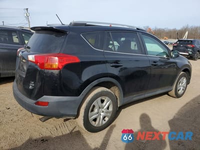 Trzecie zdjęcie samochodu z tyłu: 2014 TOYOTA RAV4 LE VIN:2T3BFREV0EW145817 - miniatura