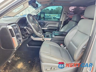 Zdjęcie 7 z 12 samochodu: 2015 CHEVROLET SILVERADO K2500 HEAVY DUTY LTZ VIN:1GC1KWE83FF128304 - miniatura