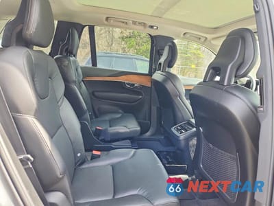 Zdjęcie 11 z 13 samochodu: 2021 VOLVO XC90 T6 MOMENTUM VIN:YV4A221K2M1681785 - miniatura