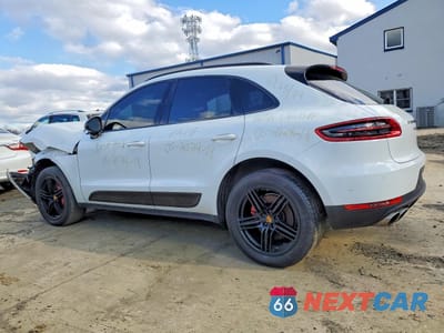 Drugie zdjęcie samochodu z przodu: 2018 PORSCHE MACAN S VIN:WP1AB2A58JLB38047 - miniatura