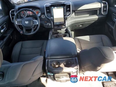Zdjęcie 8 z 12 samochodu: 2024 RAM 1500 BIG HORN VIN:1C6SRFFT8RN211120 - miniatura