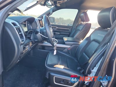 Zdjęcie 7 z 12 samochodu: 2023 RAM 1500 LARAMIE VIN:1C6SRFJT2PN602641 - miniatura