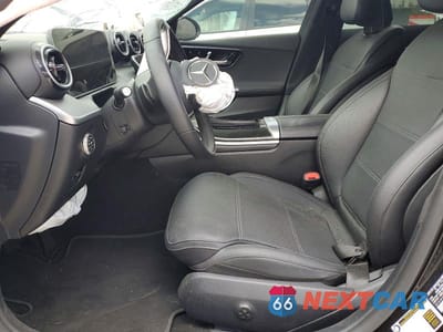 Zdjęcie 7 z 13 samochodu: 2025 MERCEDES-BENZ C 300 4MATIC VIN:W1KAF4HB7SR268435 - miniatura