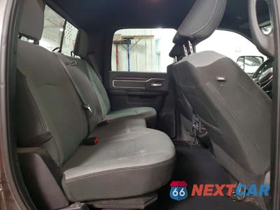 Zdjęcie 10 z 12 samochodu: 2022 RAM 2500 BIG HORN VIN:3C6UR5DL5NG111310 - miniatura