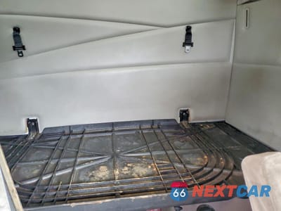 Zdjęcie 6 z 10 samochodu: 2012 VOLVO VN VNL VIN:4V4NC9EJ9CN548190 - miniatura