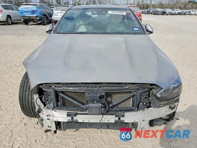 Piąte zdjęcie samochodu w środku: 2023 MERCEDES-BENZ C 300 VIN:W1KAF4GB1PR076954 - miniatura