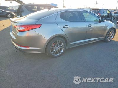 Trzecie zdjęcie samochodu z tyłu: 2013 KIA OPTIMA SX VIN:5XXGR4A65DG104938 - miniatura