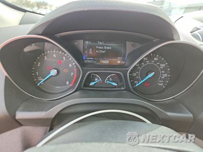 Zdjęcie 9 z 13 samochodu: 2019 FORD ESCAPE SE VIN:1FMCU9GD2KUA68970 - miniatura