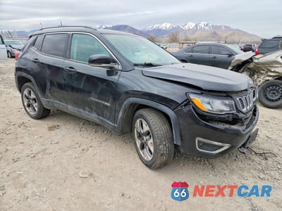 Czwarte zdjęcie samochodu z boku: 2021 JEEP COMPASS LIMITED VIN:3C4NJDCB2MT590086 - miniatura
