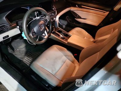 Zdjęcie 8 z 14 samochodu: 2019 HONDA ACCORD LX VIN:1HGCV1F12KA102998 - miniatura