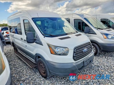 Czwarte zdjęcie samochodu z boku: 2018 FORD TRANSIT T-150 VIN:1FDZK1CM2JKB21751 - miniatura
