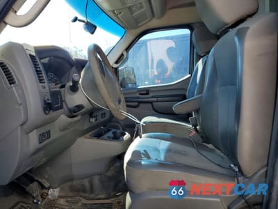 Zdjęcie 7 z 12 samochodu: 2015 NISSAN NV 2500 HD S VIN:1N6BF0LX5FN805890 - miniatura