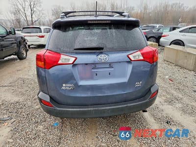 Zdjęcie 6 z 15 samochodu: 2014 TOYOTA RAV4 XLE VIN:JTMRFREVXED048622 - miniatura