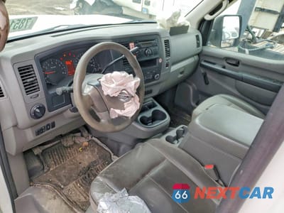 Zdjęcie 8 z 13 samochodu: 2012 NISSAN NV 2500 VIN:1N6AF0LY1CN108183 - miniatura