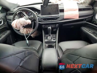 Zdjęcie 8 z 12 samochodu: 2022 JEEP COMPASS LATITUDE VIN:3C4NJDBB4NT228618 - miniatura