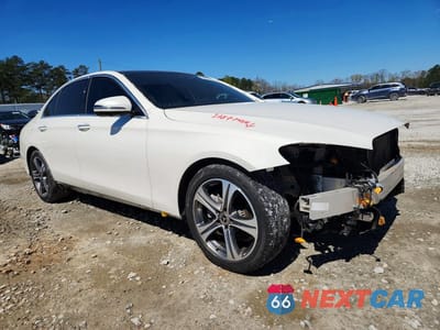 Czwarte zdjęcie samochodu z boku: 2019 MERCEDES-BENZ E 300 VIN:WDDZF4JB9KA509343 - miniatura