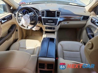 Zdjęcie 8 z 12 samochodu: 2013 MERCEDES-BENZ ML 350 4MATIC VIN:4JGDA5HB3DA245954 - miniatura