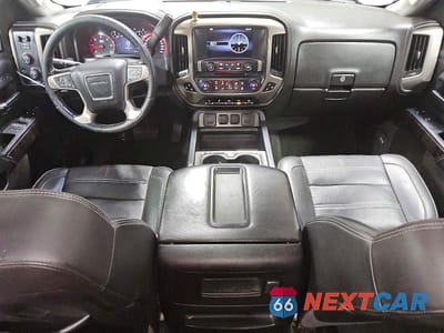 Zdjęcie 8 z 11 samochodu: 2015 GMC SIERRA K2500 DENALI VIN:1GT120EG8FF573609 - miniatura