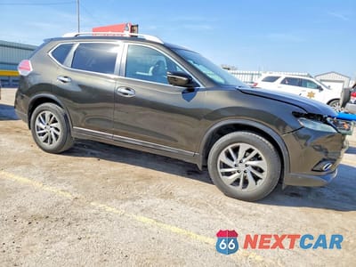 Czwarte zdjęcie samochodu z boku: 2014 NISSAN ROGUE SL VIN:5N1AT2MT6EC833878 - miniatura