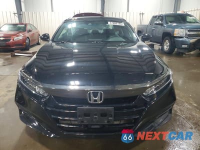 Piąte zdjęcie samochodu w środku: 2019 HONDA ACCORD SPORT VIN:1HGCV1E3XKA054296 - miniatura