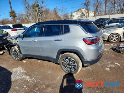 Drugie zdjęcie samochodu z przodu: 2022 JEEP COMPASS LIMITED VIN:3C4NJDCB7NT226389 - miniatura