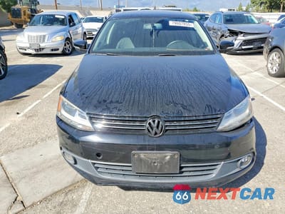 Piąte zdjęcie samochodu w środku: 2014 VOLKSWAGEN JETTA SEL VIN:3VWL17AJ8EM377302 - miniatura