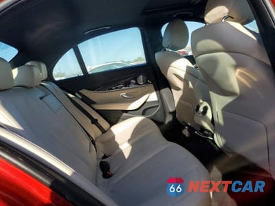 Zdjęcie 10 z 12 samochodu: 2019 MERCEDES-BENZ E 300 VIN:WDDZF4JB5KA689100 - miniatura