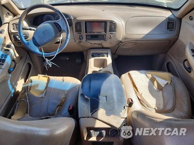 Zdjęcie 8 z 12 samochodu: 2001 FORD EXPEDITION EDDIE BAUER VIN:1FMFU18L61LA87823 - miniatura
