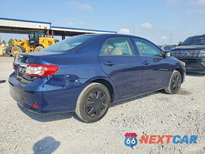 Trzecie zdjęcie samochodu z tyłu: 2012 TOYOTA COROLLA L VIN:2T1BU4EE2CC857584 - miniatura
