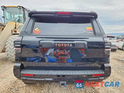 Zdjęcie 6 z 12 samochodu: 2025 TOYOTA 4RUNNER TRD SPORT VIN:JTEVA5BR1S5019105 - miniatura