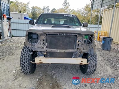 Piąte zdjęcie samochodu w środku: 2011 TOYOTA TACOMA V6 VIN:5TFMU4FN1BX002835 - miniatura