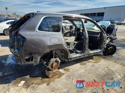 Trzecie zdjęcie samochodu z tyłu: 2025 VOLVO XC90 CORE VIN:YV4H60PJ0S1322650 - miniatura