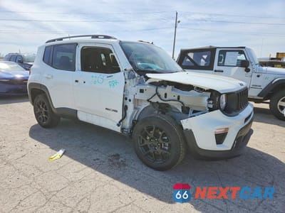 Czwarte zdjęcie samochodu z boku: 2020 JEEP RENEGADE LATITUDE VIN:ZACNJBBB5LPL74290 - miniatura
